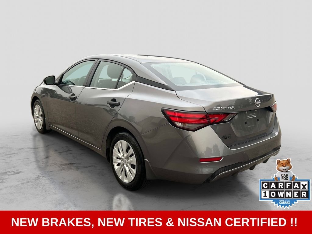 Used 2025 Gray Nissan S image 3