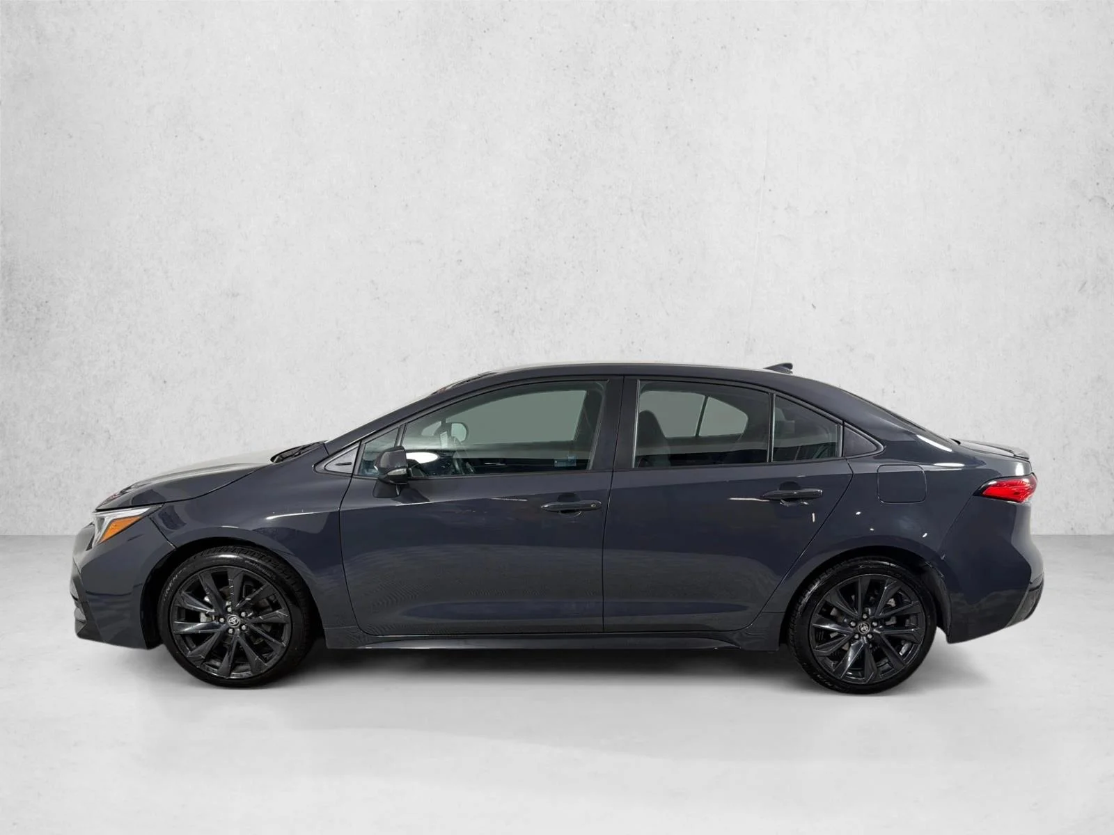 Used 2024 Gray Toyota SE image 6