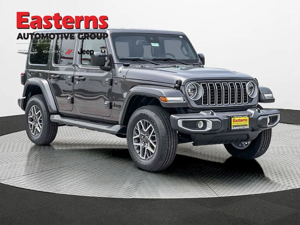 New 2025 Granite Crystal Metallic Clear-Coat Exterior Paint Jeep Sahara image 3