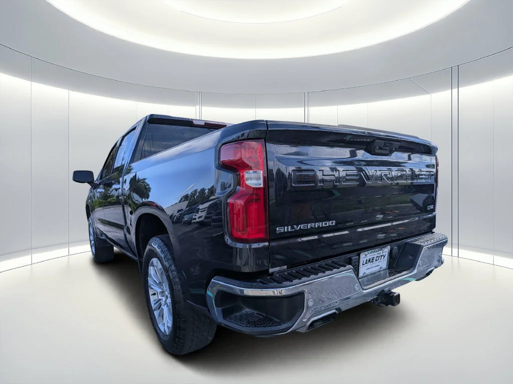 Used 2022 Gray Chevrolet LTZ image 6