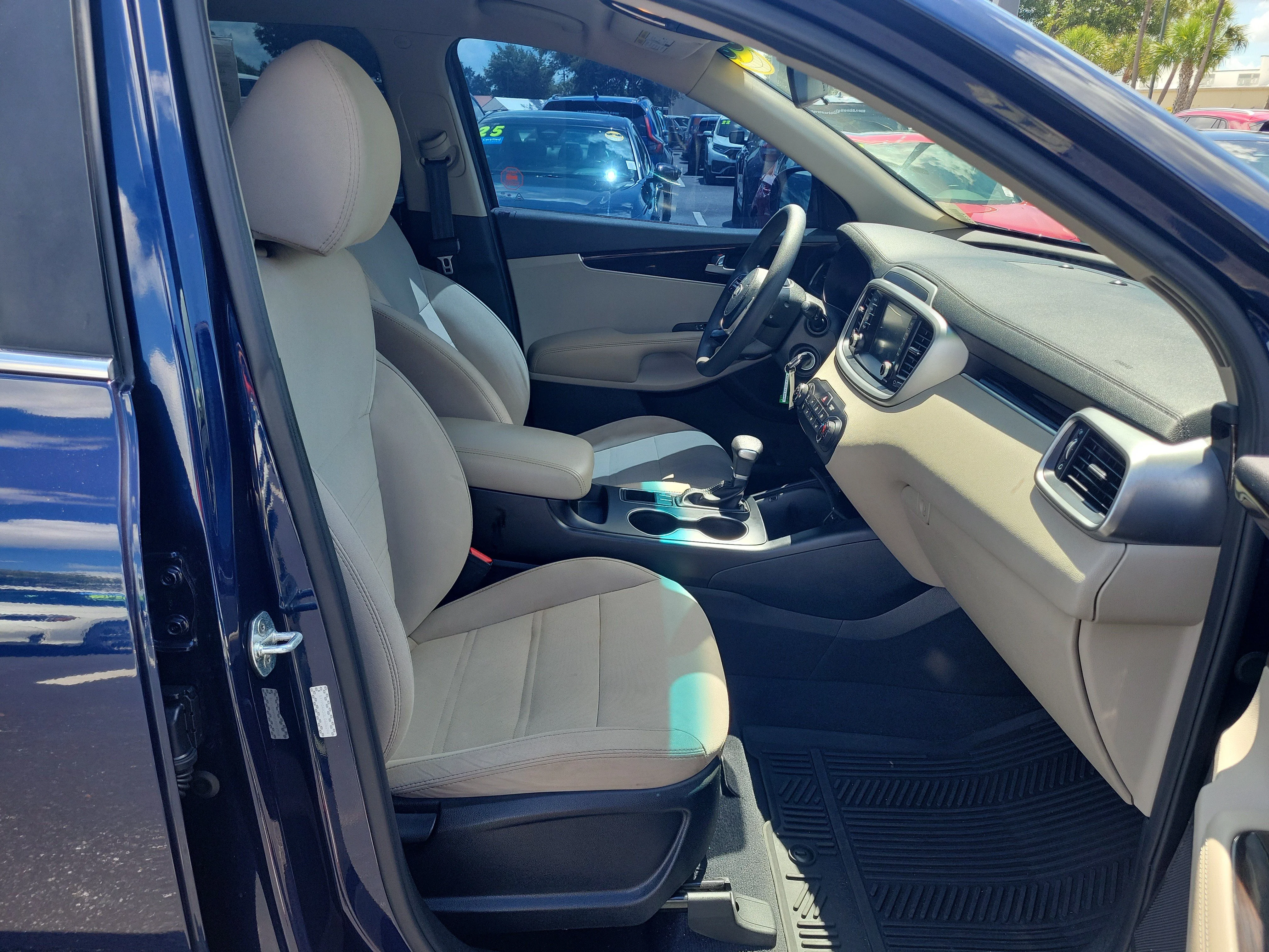 Used 2020 Imperial Blue Kia LX image 8