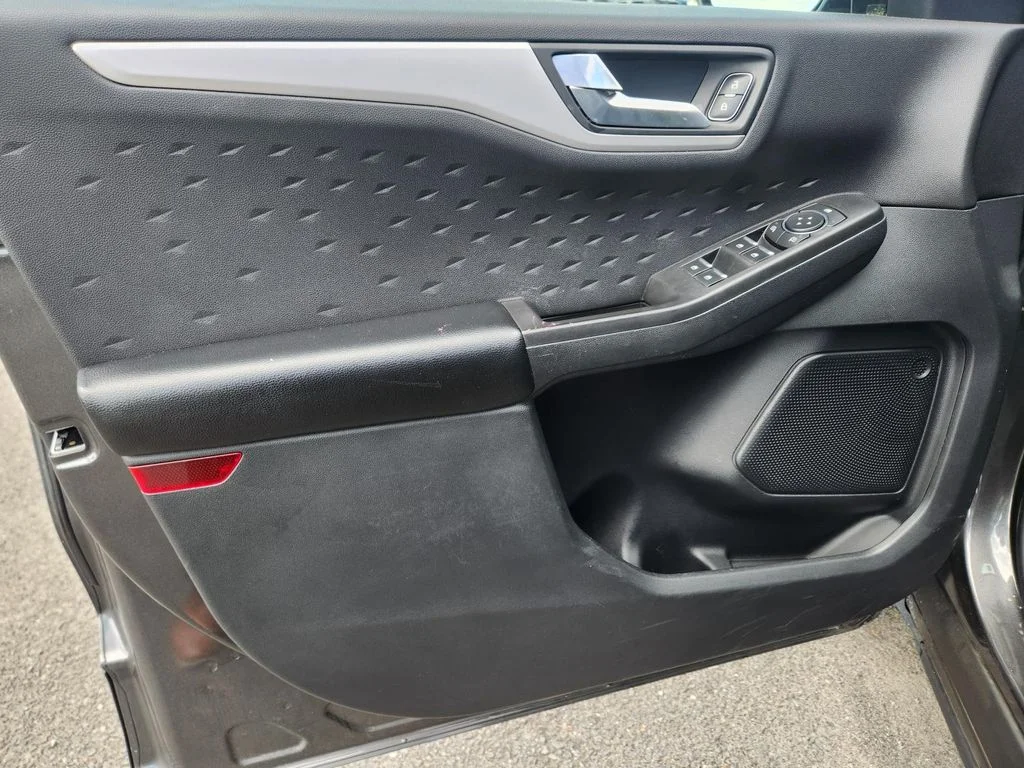 Used 2020 Gray Ford SE Sport image 12