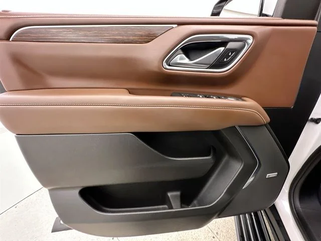 Used 2023 Beige Chevrolet High Country image 20