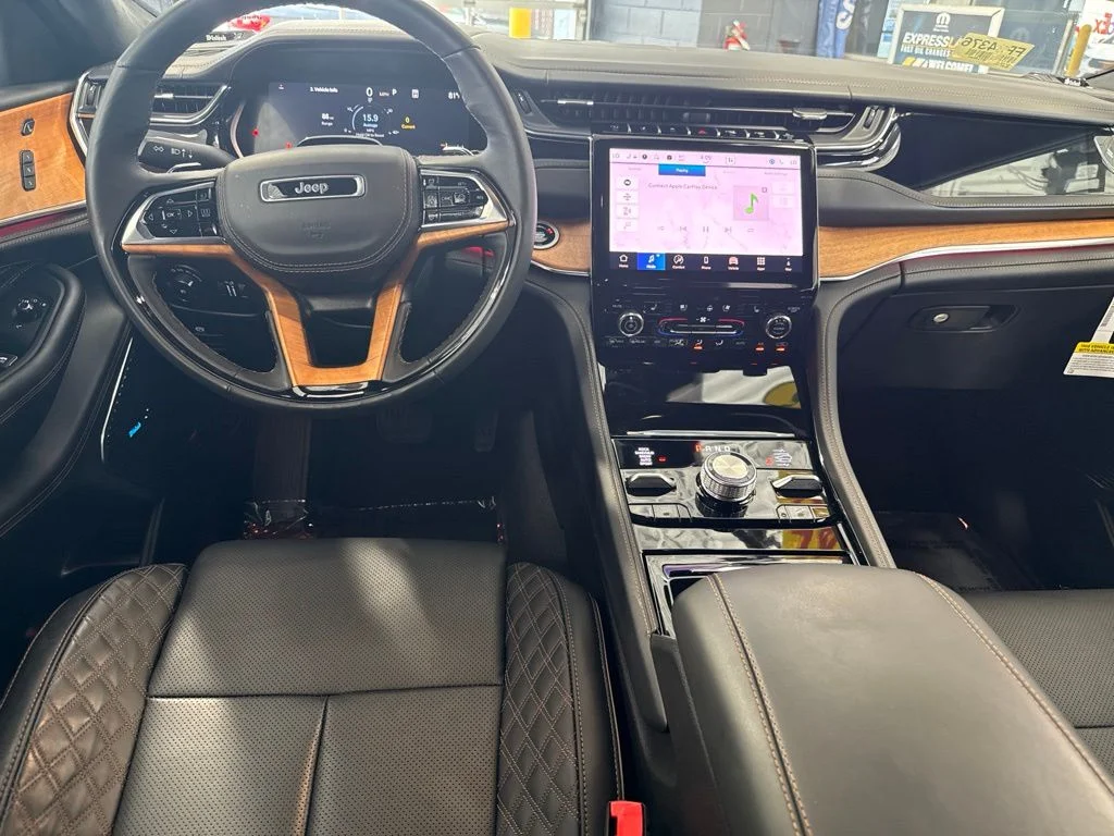 2025 Jeep Grand Cherokee Summit Reserve - Photo 14