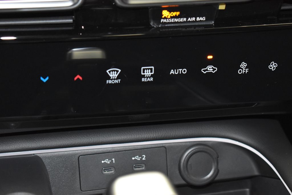 2026 Nissan Sentra SR - Photo 18
