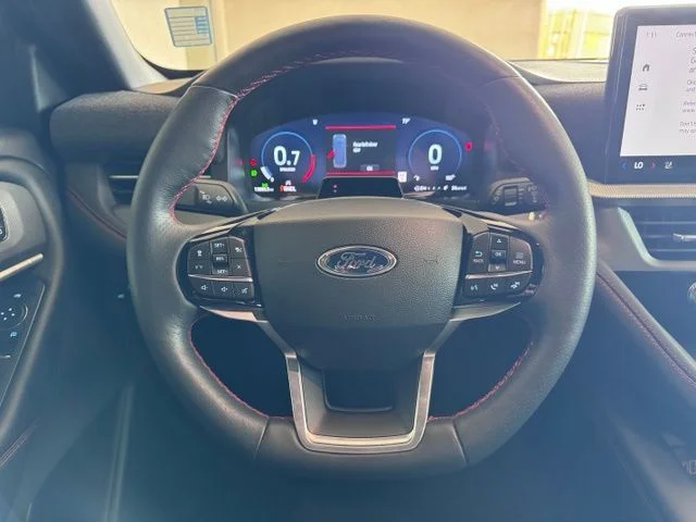 2025 Ford Explorer ST-LINE - Photo 16