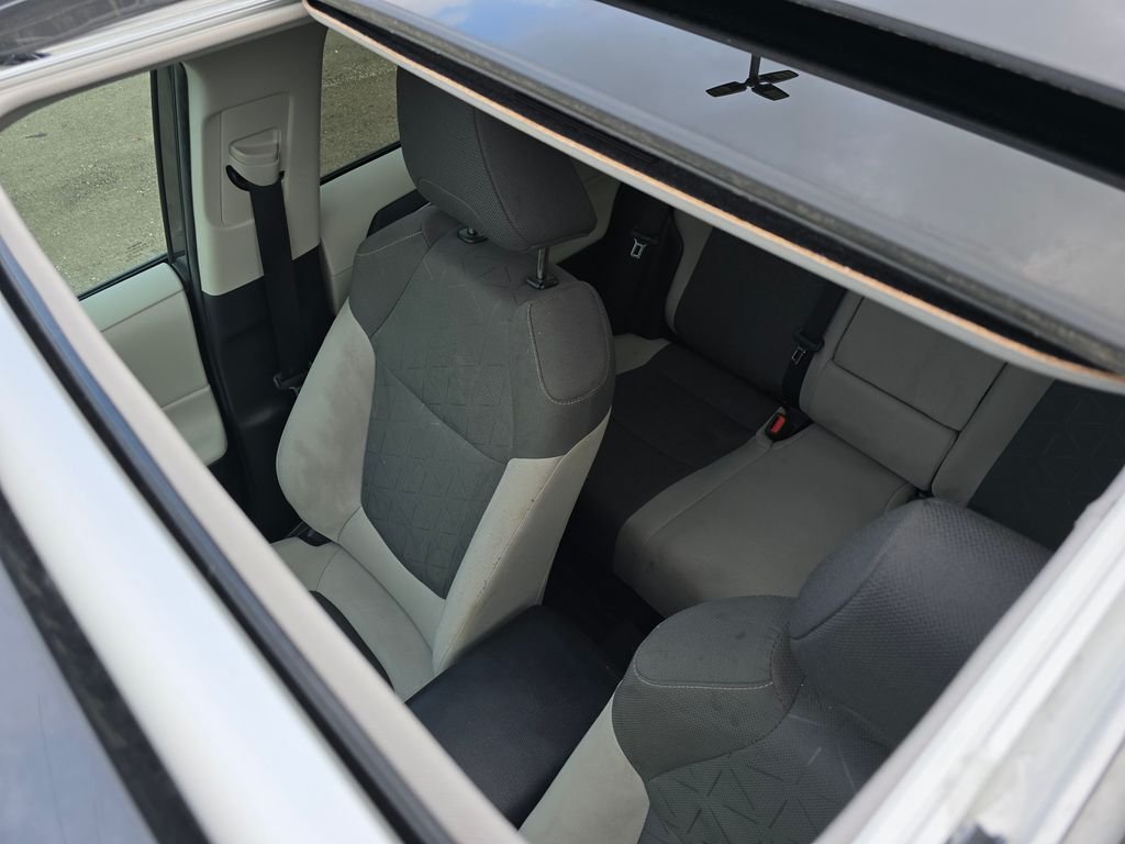 Used 2024 Gray Toyota XLE image 22