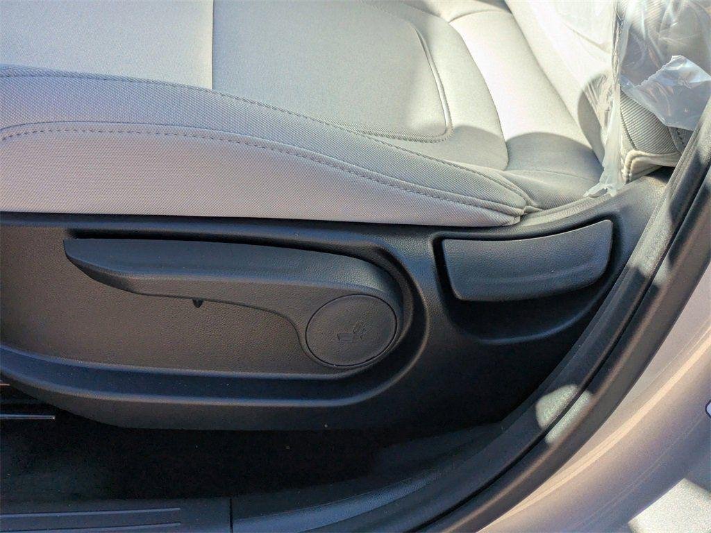 New 2026 Silver Hyundai SE FWD image 20