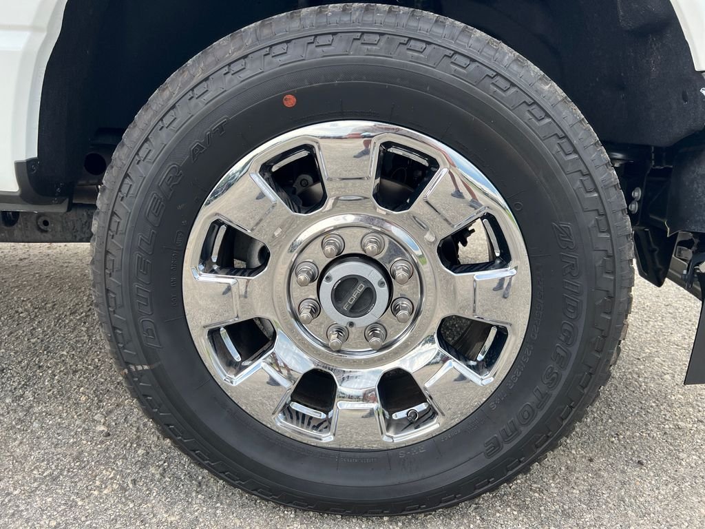 New 2026 White Ford Lariat image 15