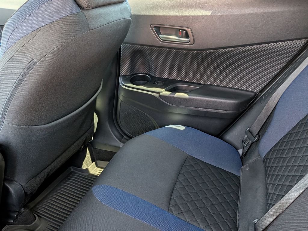 Used 2021 White Toyota XLE image 30