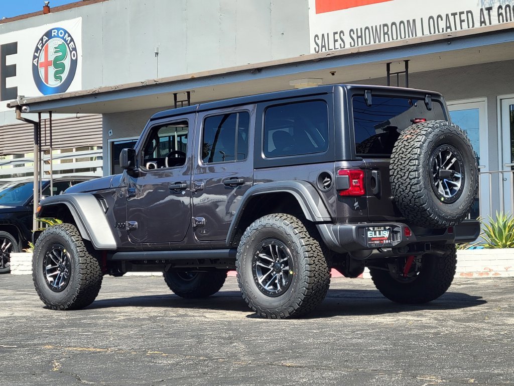 2026 Jeep Wrangler 4-Door photo 2