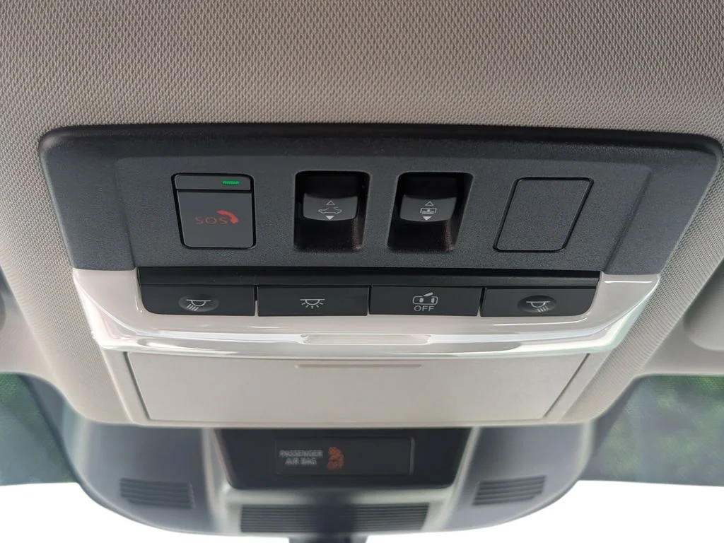 Used 2026 Red Nissan Platinum image 21
