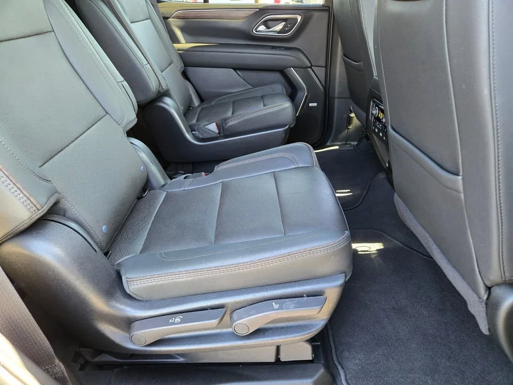 Used 2024 Black Chevrolet High Country image 15