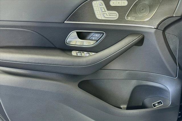 New 2027 Black Mercedes-Benz GLS 450 image 46
