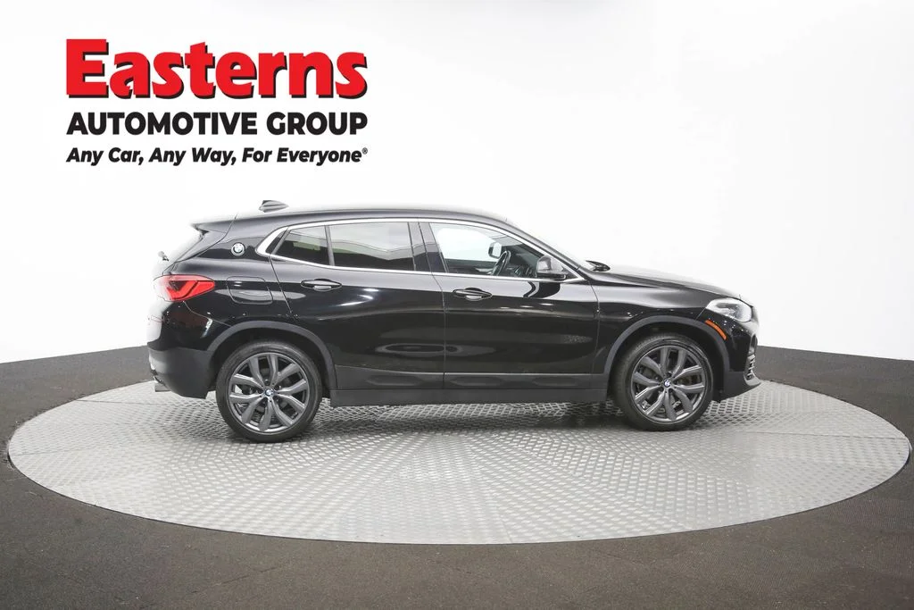 Used 2018 Black BMW xDrive28i image 40