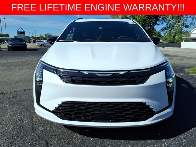 New 2027 Bright White Clear-Coat Exterior Paint Chrysler Limited image 2