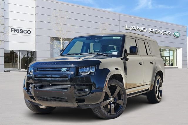 Used 2025 Santorini Black Metallic Land Rover X-Dynamic SE image 1