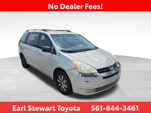 Used 2004 Silver Toyota CE image 2