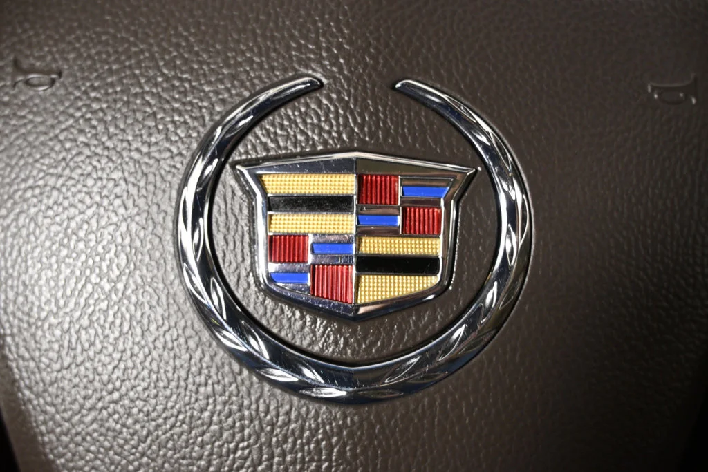 Used 2013 SILVER COAST METALLIC Cadillac Premium image 35