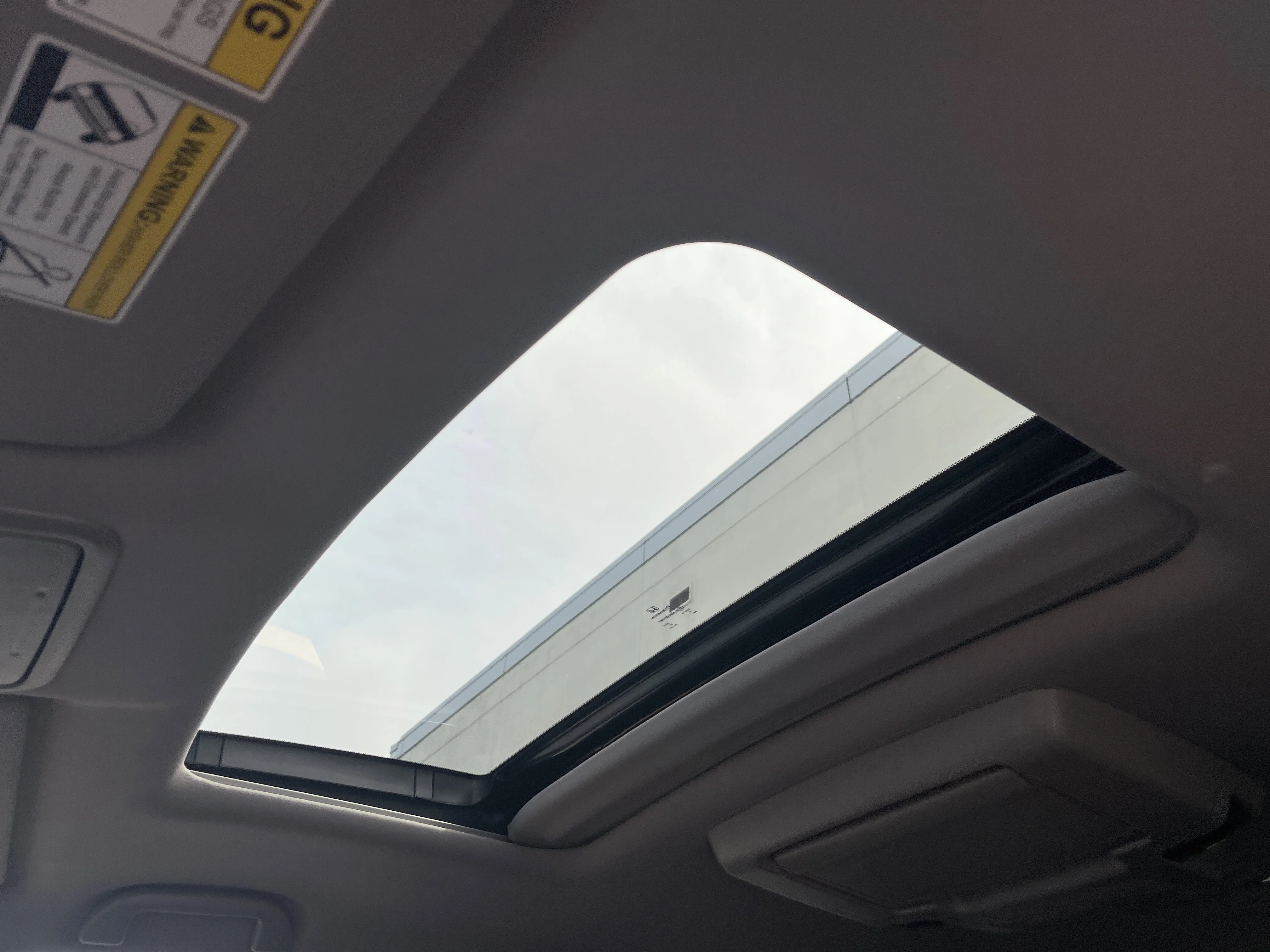 Used 2020 Gray Honda Touring 7-Passenger image 31