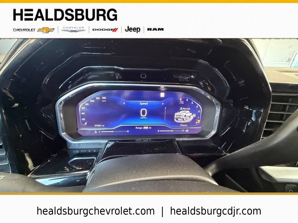 Used 2025 Sterling Gray Metallic Chevrolet LT image 18