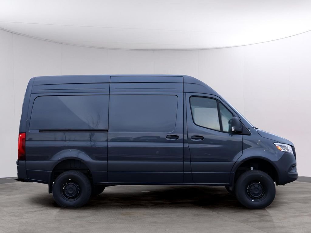 New 2026 Tenorite Gray Metallic Mercedes-Benz Cargo 144 WB image 4