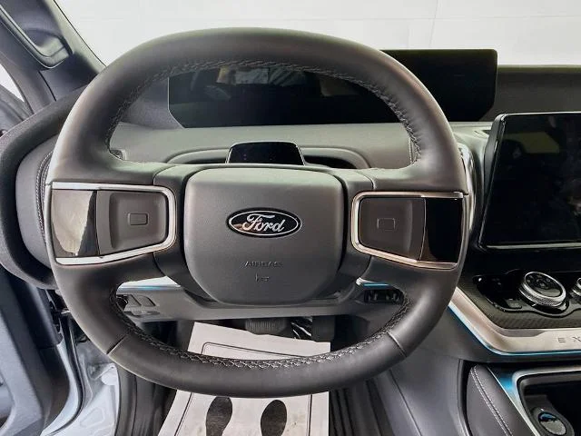 New 2026 Space Silver Metallic Ford MAX Platinum® image 46