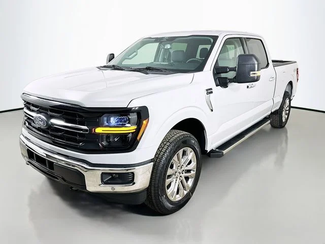 New 2026 Avalanche Ford XLT image 3
