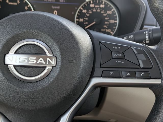 Used 2025 Blue Nissan 2.5 SV image 27