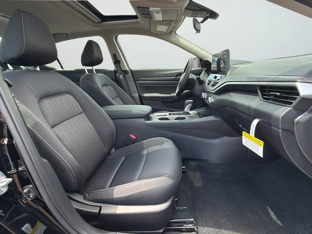 New 2026 Black Nissan 2.5 SV image 9