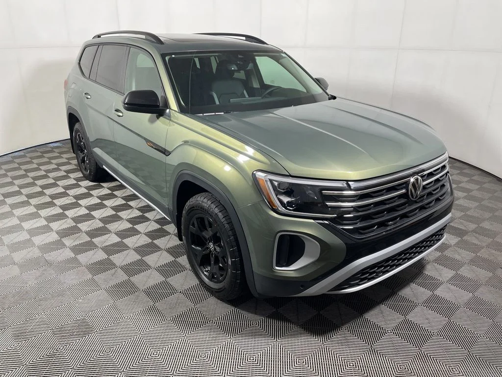 New 2026 Green Volkswagen 2.0T Peak Edition image 1
