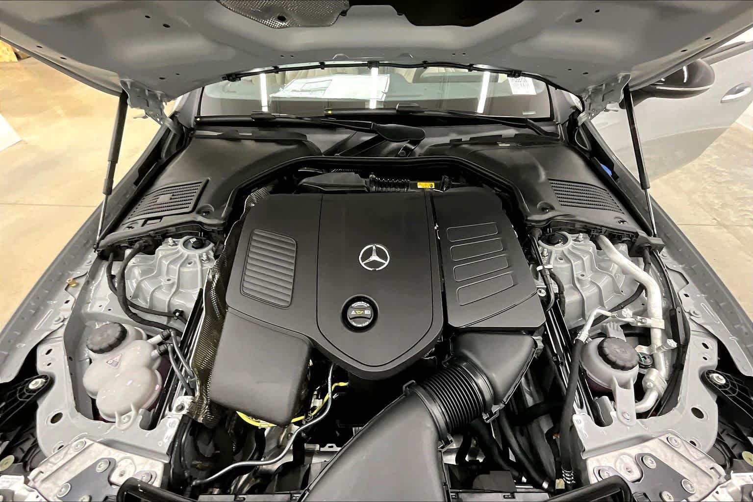 New 2026 MANUFAKTUR Alpine Grey Mercedes-Benz CLE 300 image 16