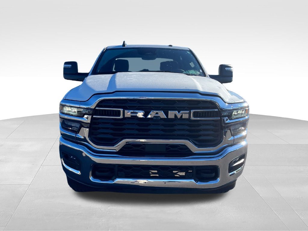 Used 2026 White Ram Big Horn image 8