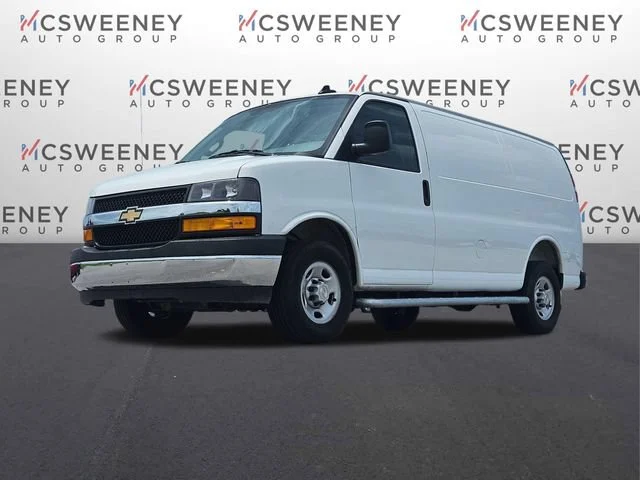Used 2025 Summit White Chevrolet WT image 1