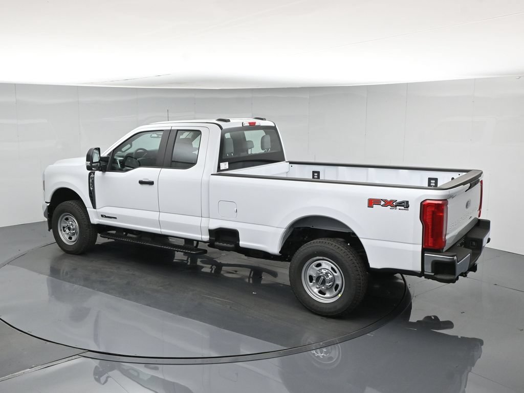 New 2026 Oxford White Ford XL image 40