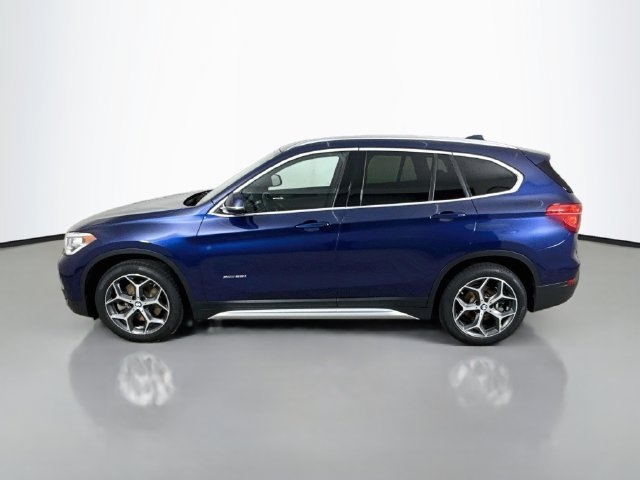 Used 2018 Blue Metallic BMW xDrive28i image 4