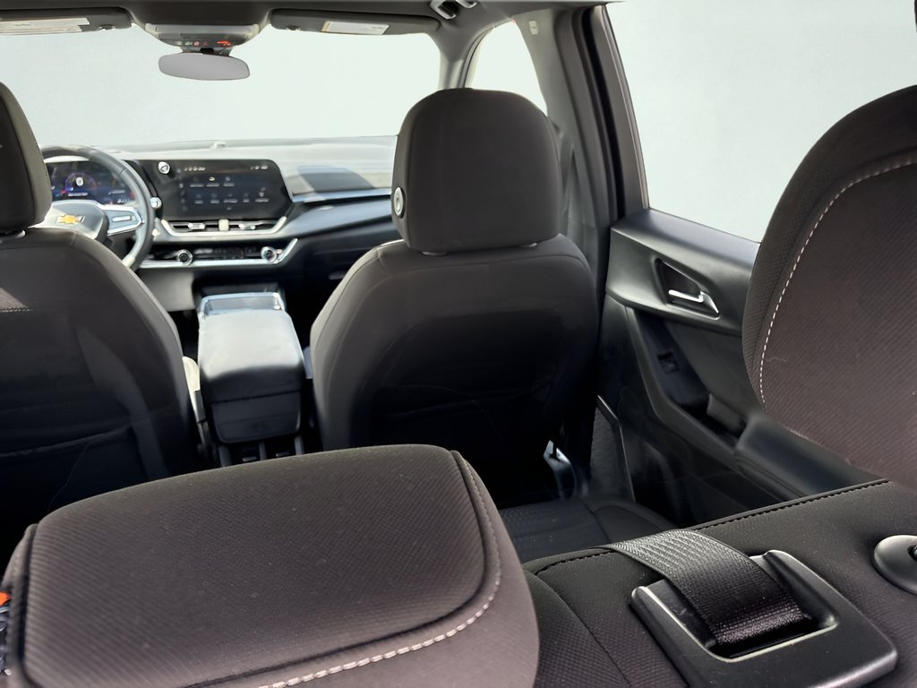2026 Chevrolet Equinox LT - Photo 10
