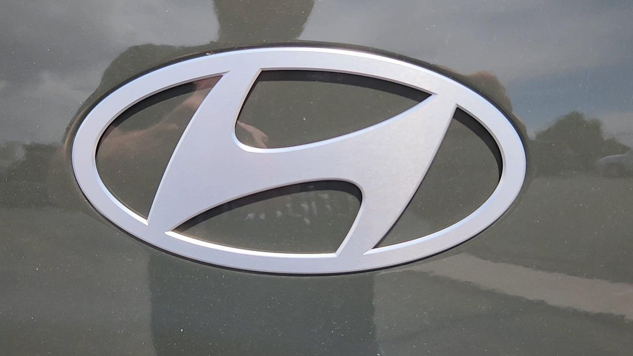 New 2026 Rockwood Green Hyundai SEL image 20