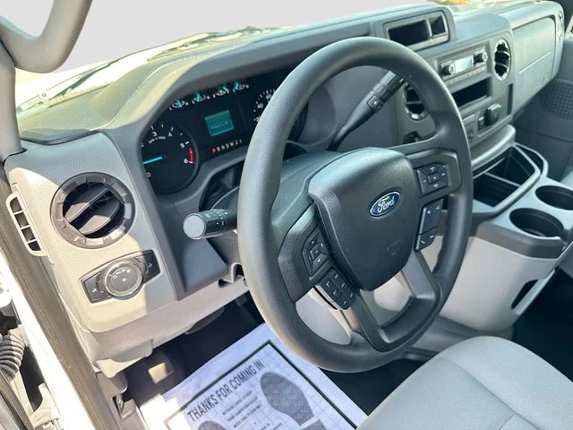 New 2025 Oxford White Ford 12