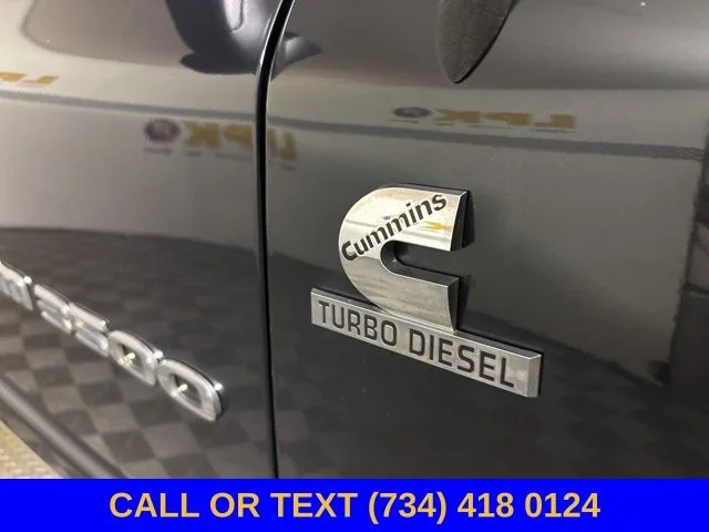 Used 2006 Brilliant Black Crystal Pearl Dodge SLT image 44