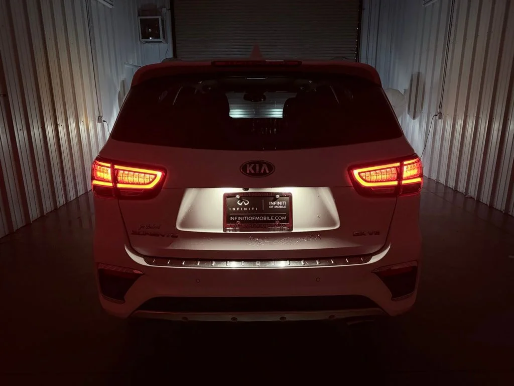 Used 2019 Snow White Pearl Kia SX image 9