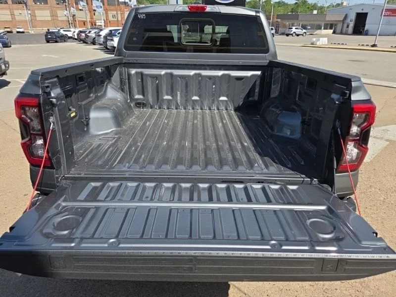New 2026 Carbonized Gray Metallic Ford XLT image 10