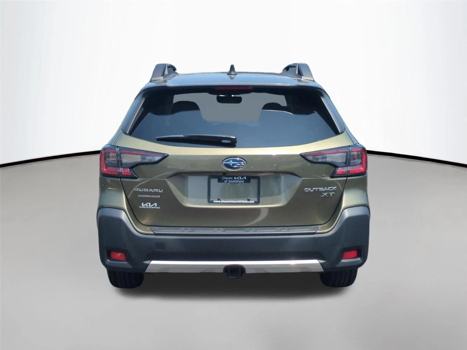 Used 2023 Autumn Green Metallic Subaru Limited XT image 4