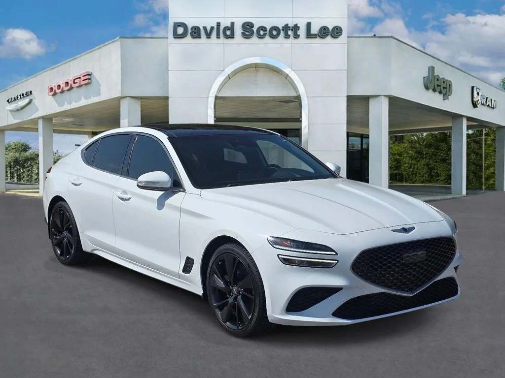 Used 2023 White Genesis 3.3T image 4