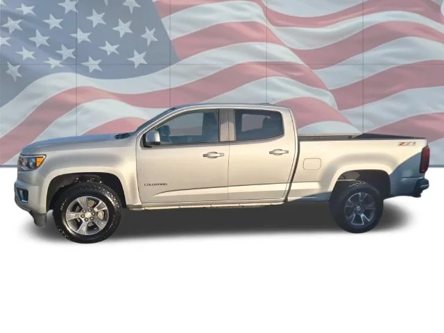 Used 2015 Silver Chevrolet Z71 image 7