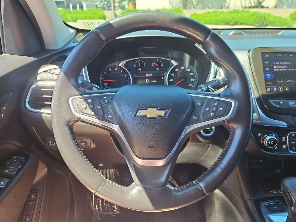 Used 2022 Iron Gray Metallic Chevrolet Premier image 14