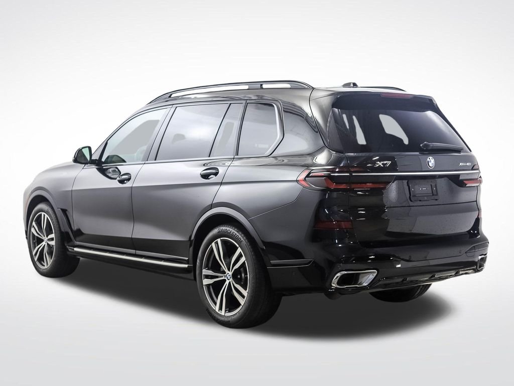Used 2026 Black Sapphire Metallic BMW xDrive40i image 3