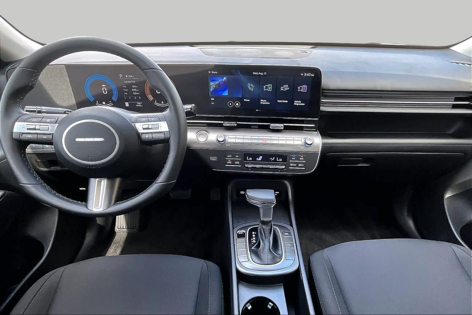 Used 2025 Cyber Gray Metallic Hyundai SEL image 14