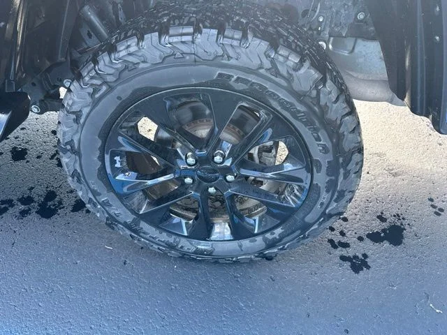 Used 2022 Hydro Blue Pearlcoat Jeep High Altitude image 9