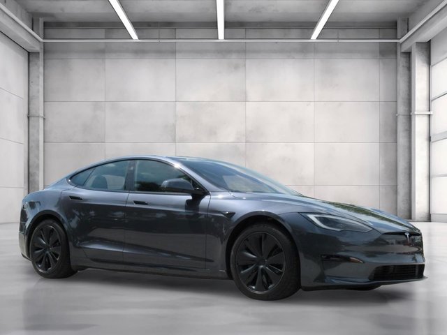 2022 Tesla Model S Base